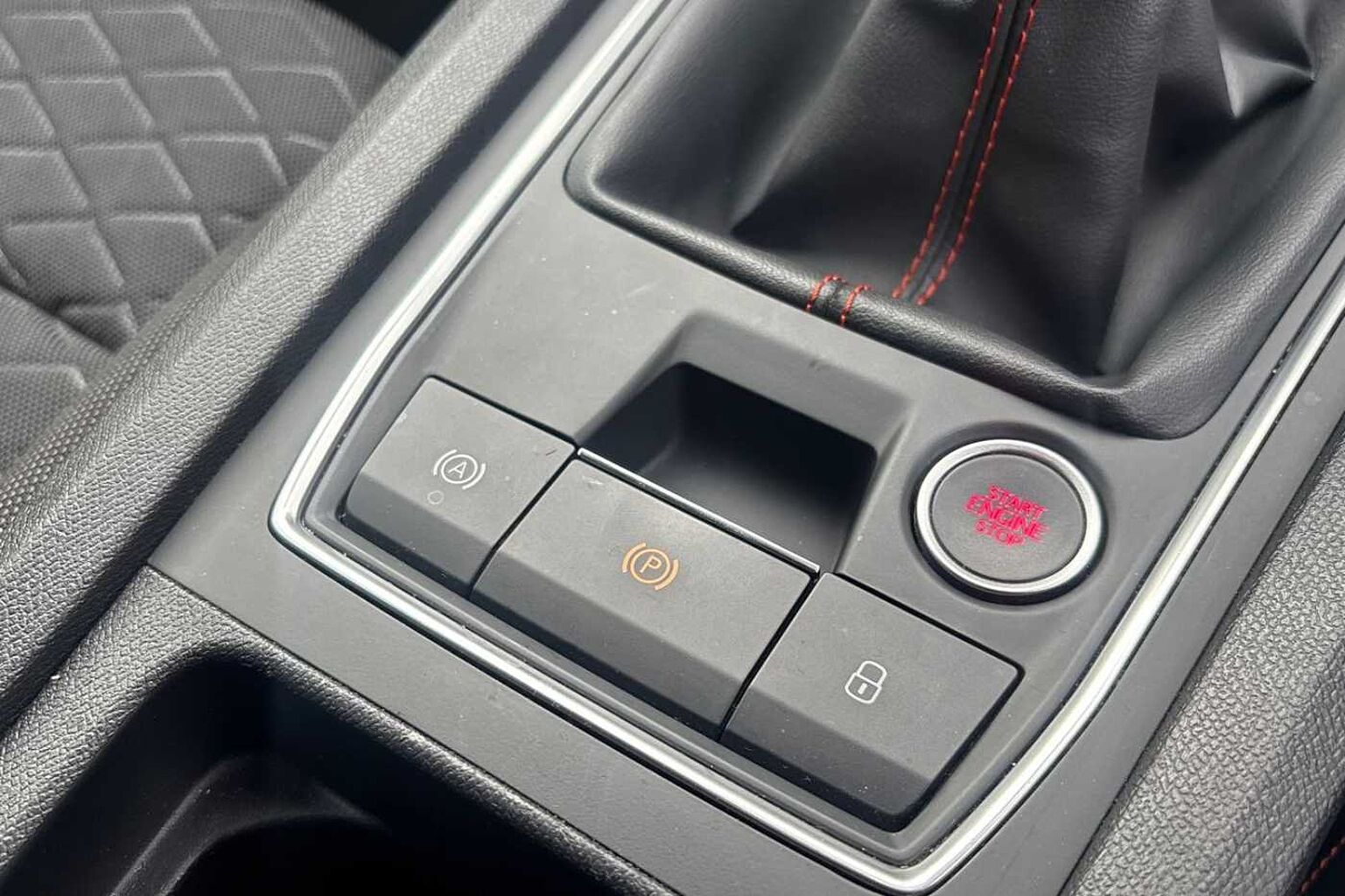 SEAT Leon 5dr 1.5 TSI EVO (130ps) FR