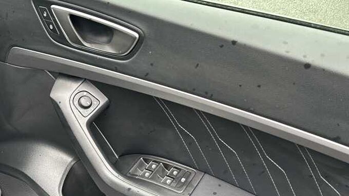 SEAT Ateca 1.5 TSI EVO FR Sport 5dr DSG